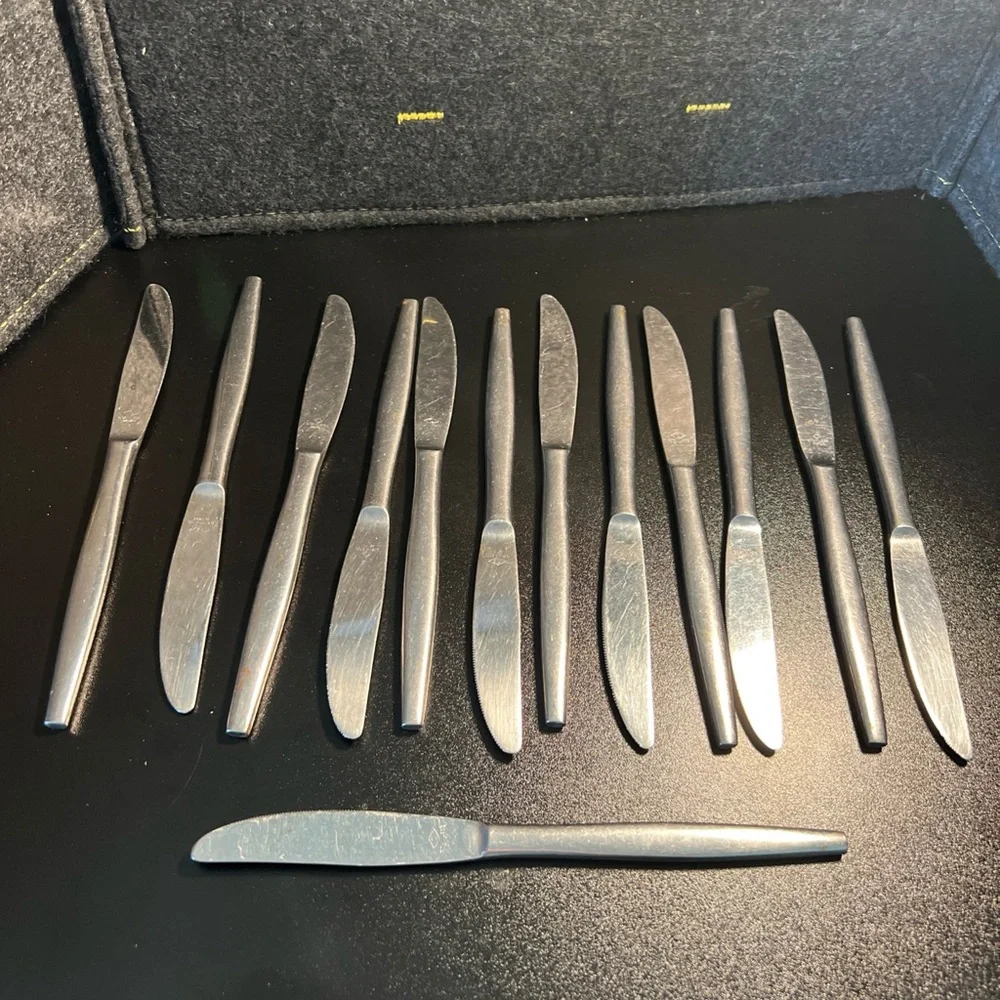 Lot of 13 VINTAGE Carlton Stainless Steel Flatware Dinner Knives Woodcrest Japan